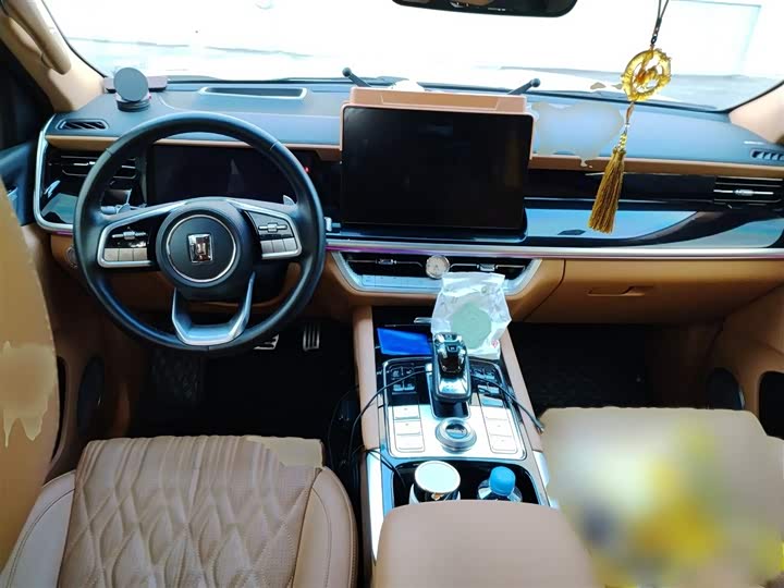 Фото 13 - Tank 500 Hybrid