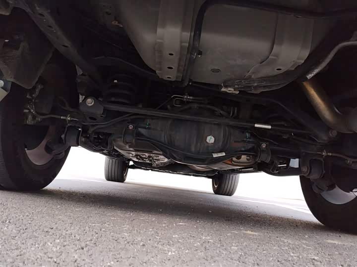 Фото 25 - Tank 500 Hybrid