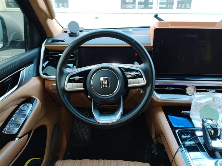 Фото 3 - Tank 500 Hybrid