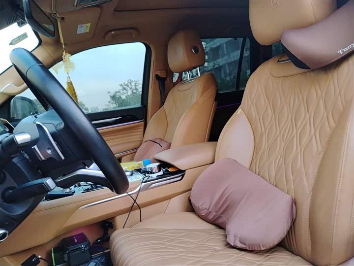 Фото 8 - Tank 500 Hybrid