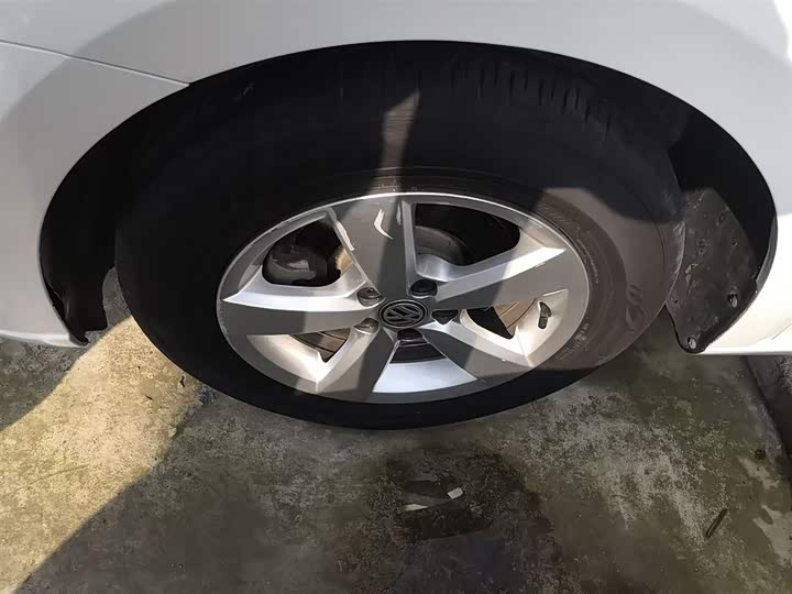 Фото 23 - Volkswagen Lavida