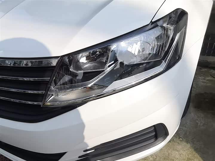 Фото 24 - Volkswagen Lavida