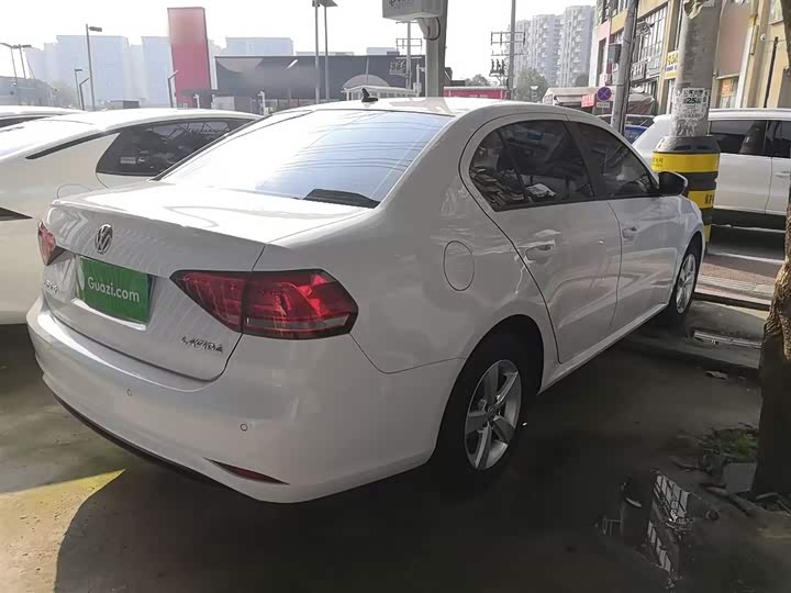 Фото 7 - Volkswagen Lavida