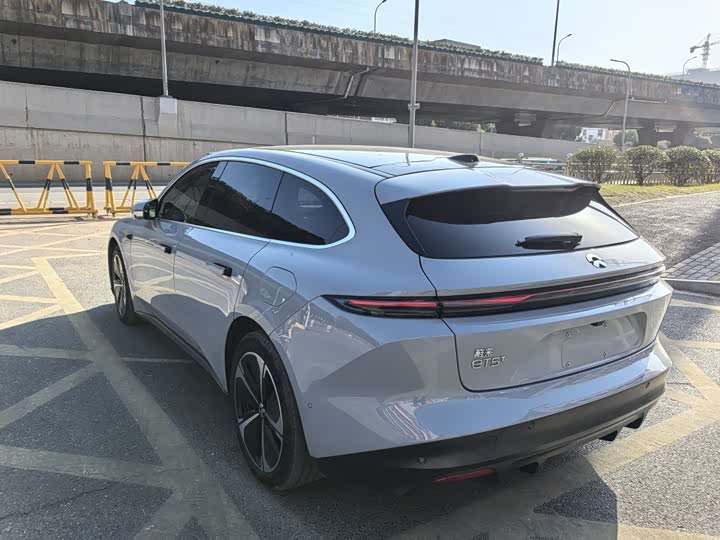 Фото 13 - Nio ET5T