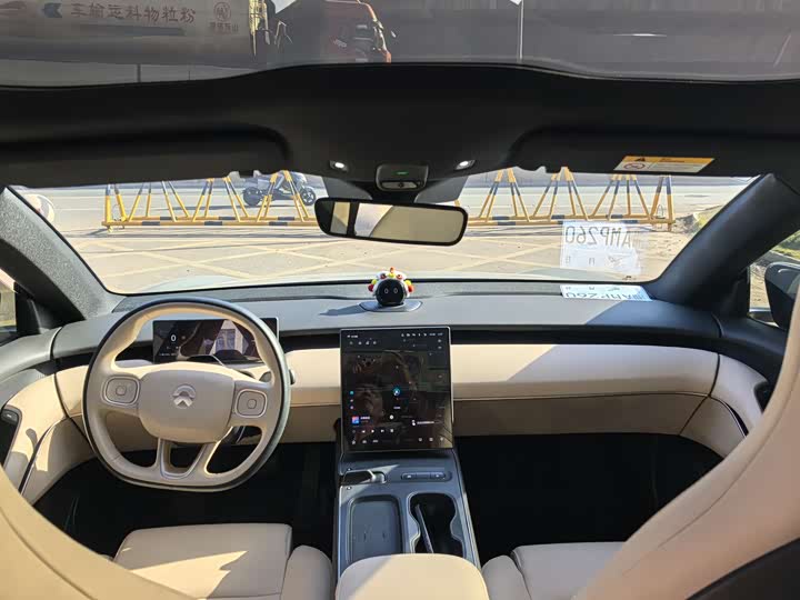 Фото 7 - Nio ET5T