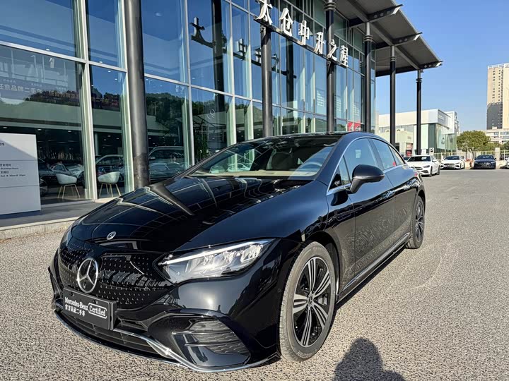 Фото 1 - Mercedes-Benz EQE