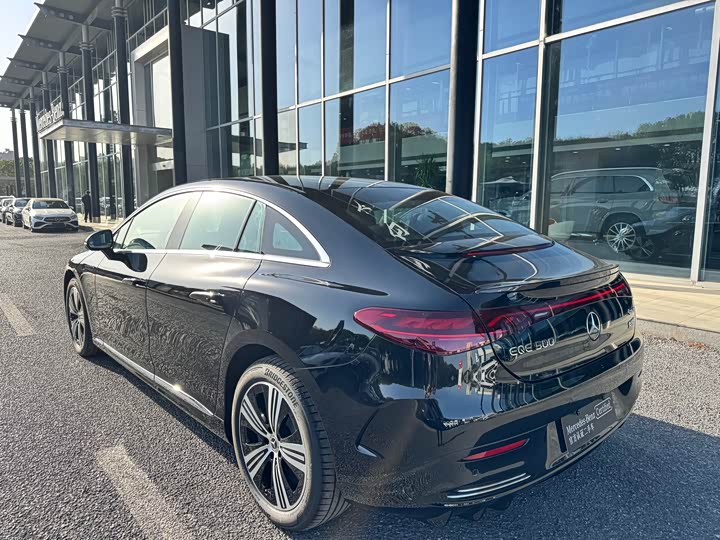 Фото 4 - Mercedes-Benz EQE