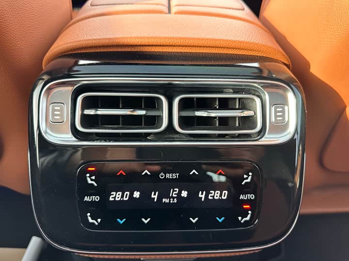 Фото 11 - Mercedes-Benz S-Class