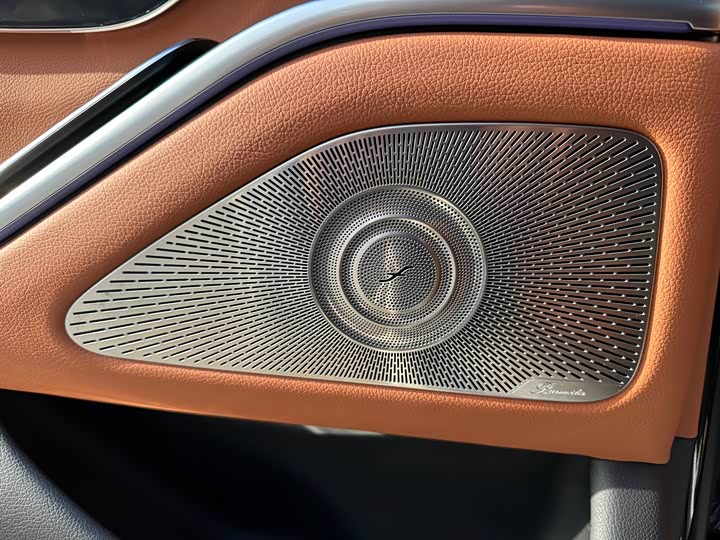 Фото 14 - Mercedes-Benz S-Class