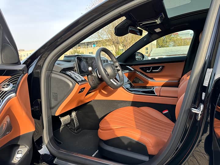 Фото 9 - Mercedes-Benz S-Class