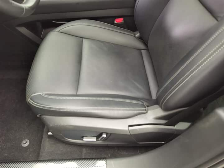 Фото 20 - Zeekr 001