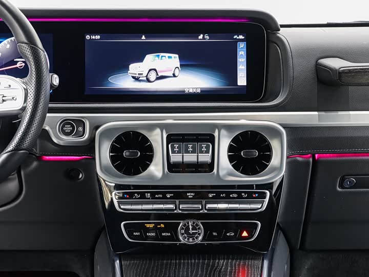 Фото 16 - Mercedes-Benz G-Class