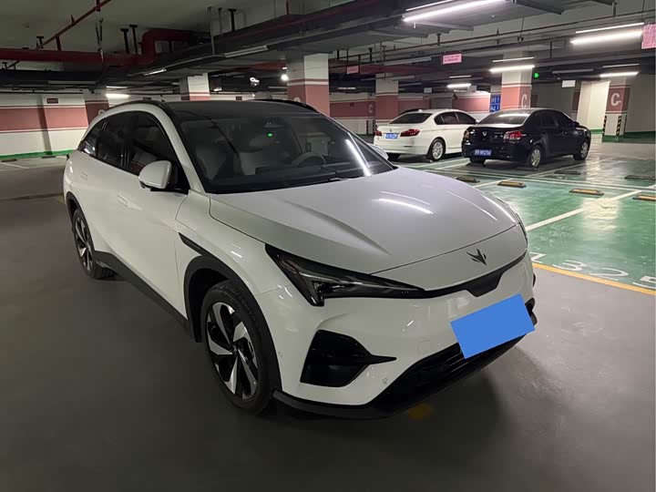 Фото 1 - BAIC Arcfox Alpha T5