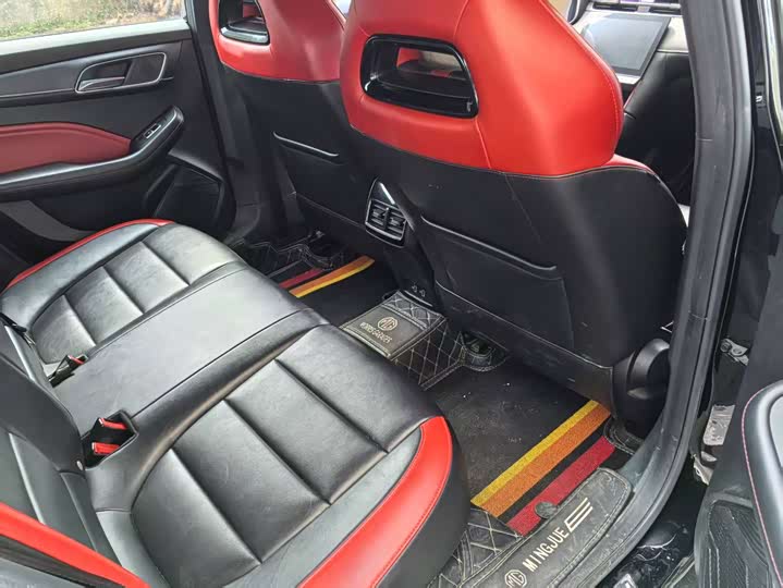 Фото 10 - MG Motor 6