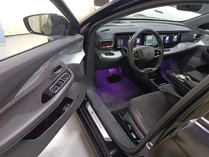 Фото 16 - BAIC Arcfox Alpha S