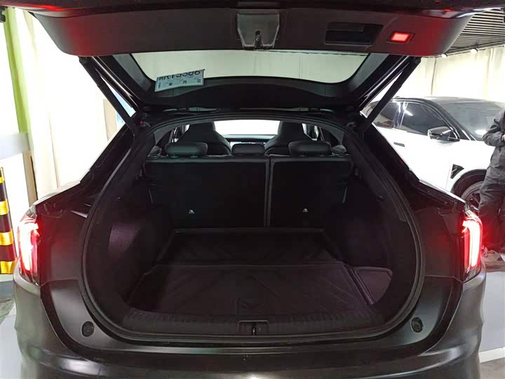 Фото 19 - BAIC Arcfox Alpha S