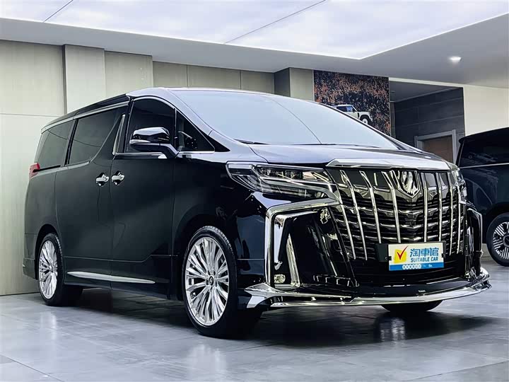 Фото 3 - Toyota Alphard