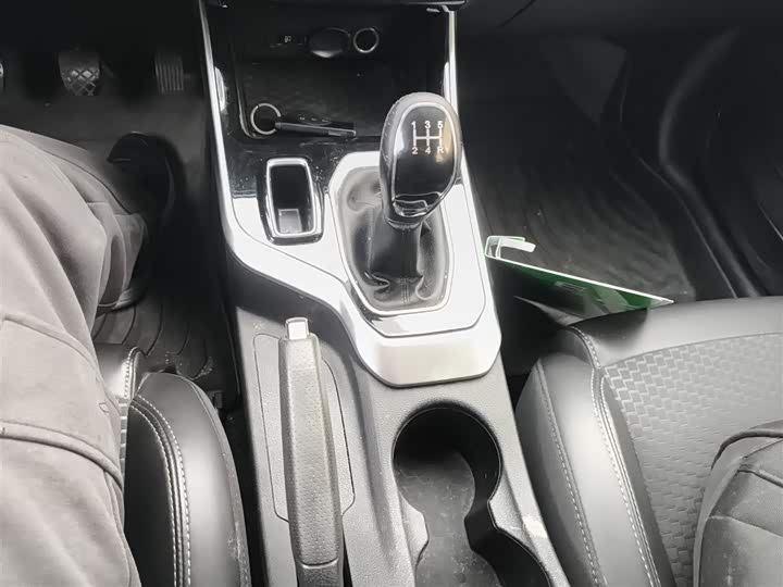 Фото 14 - Chery Tiggo 5x