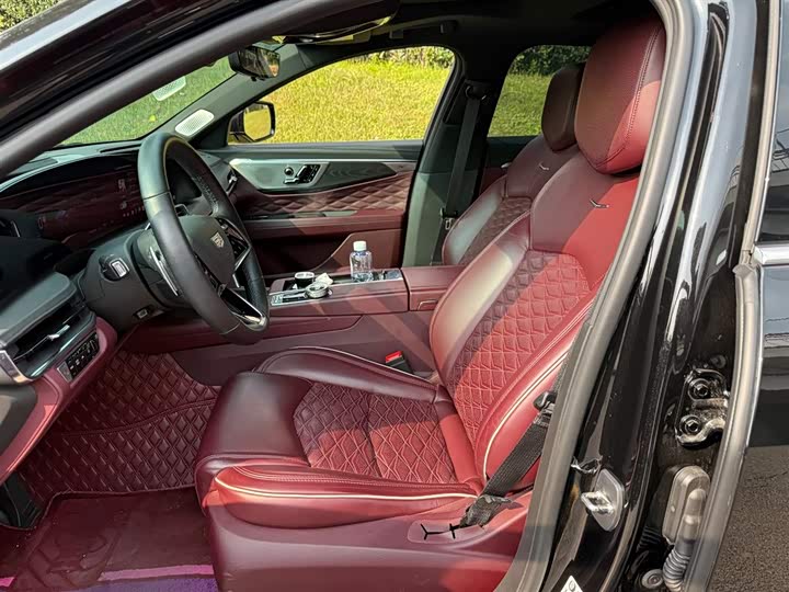 Фото 8 - Cadillac CT6