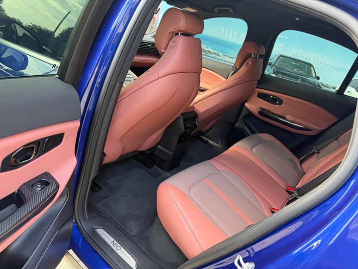 Фото 6 - Nio EC6