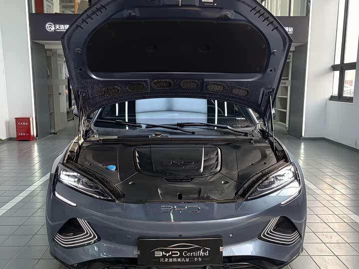 Фото 2 - BYD Seal