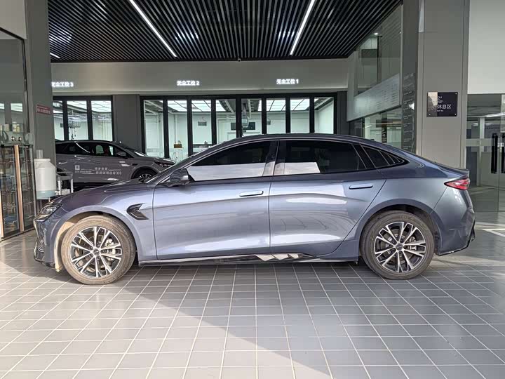 Фото 3 - BYD Seal