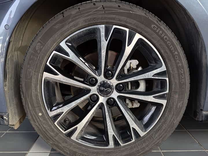 Фото 4 - BYD Seal