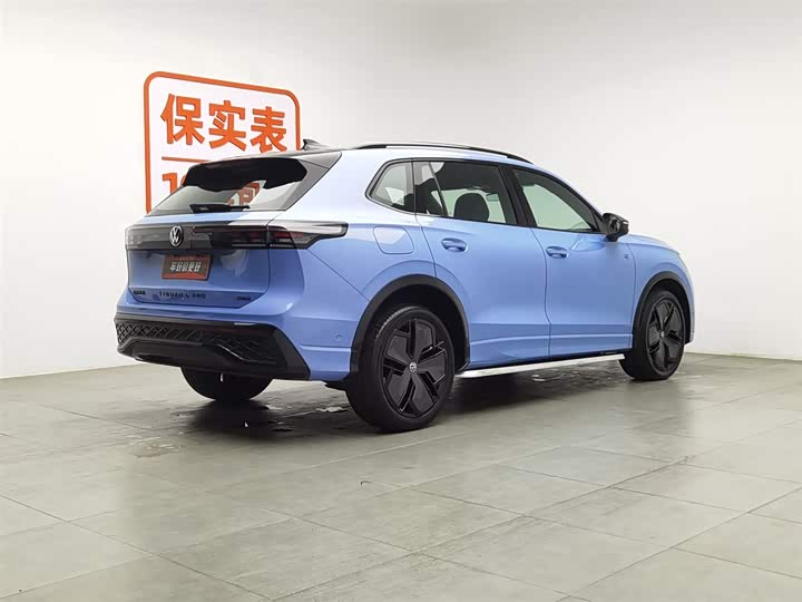 Фото 2 - Volkswagen Tiguan L Pro