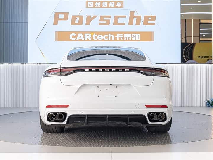 Фото 5 - Porsche Panamera