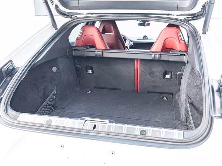 Фото 9 - Porsche Panamera