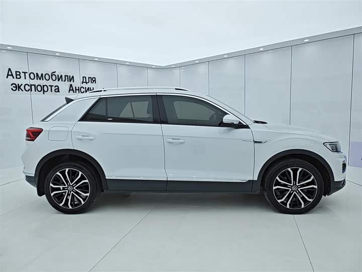 Фото 10 - Volkswagen T-Roc