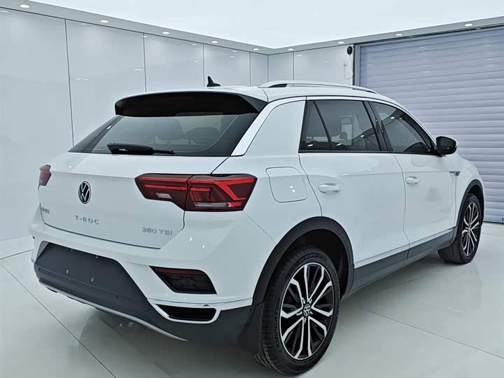 Фото 4 - Volkswagen T-Roc