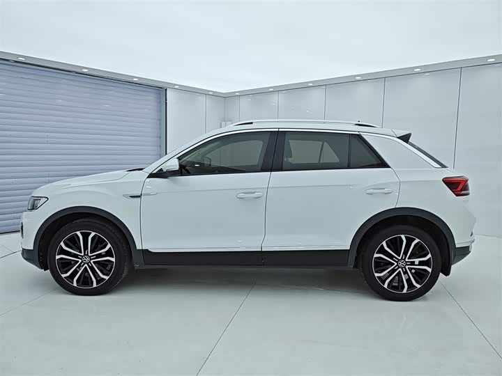 Фото 9 - Volkswagen T-Roc