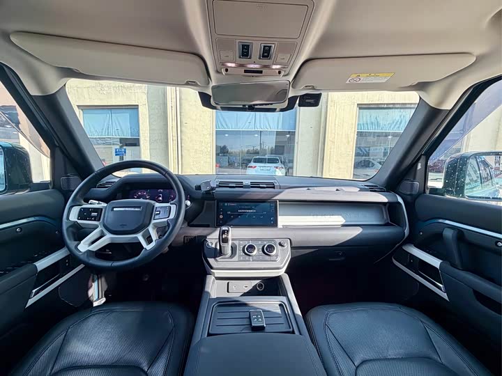 Фото 9 - Land Rover Defender