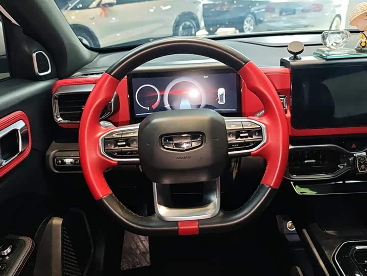 Фото 15 - Geely Icon