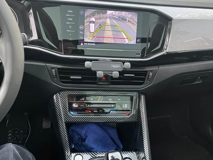 Фото 12 - Volkswagen Tayron