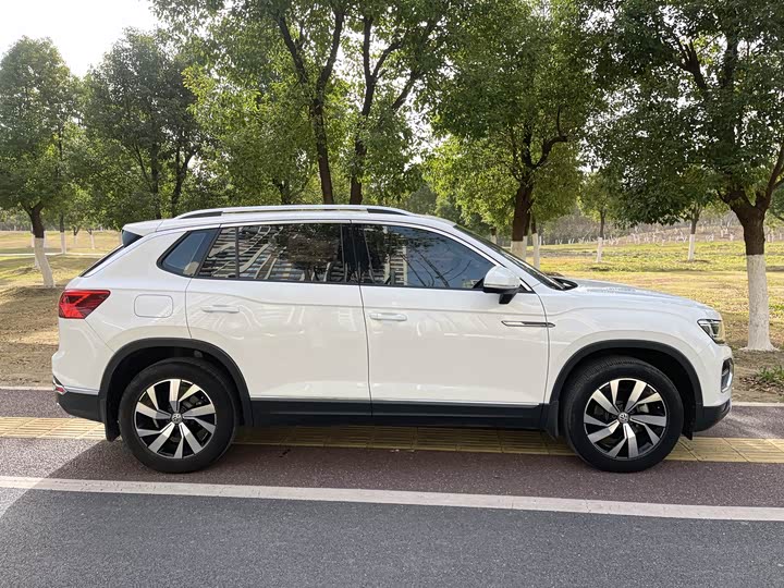 Фото 8 - Volkswagen Tayron