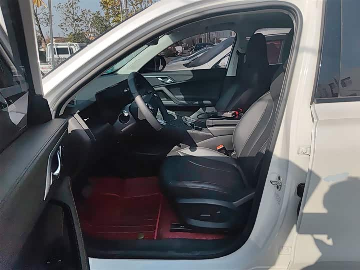 Фото 15 - Roewe RX5