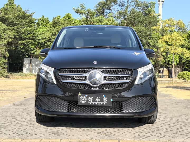 Фото 2 - Mercedes-Benz V-Class