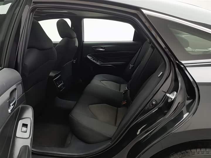 Фото 15 - Toyota Avalon