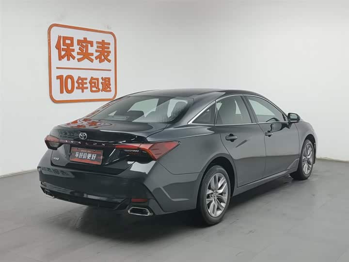 Фото 2 - Toyota Avalon