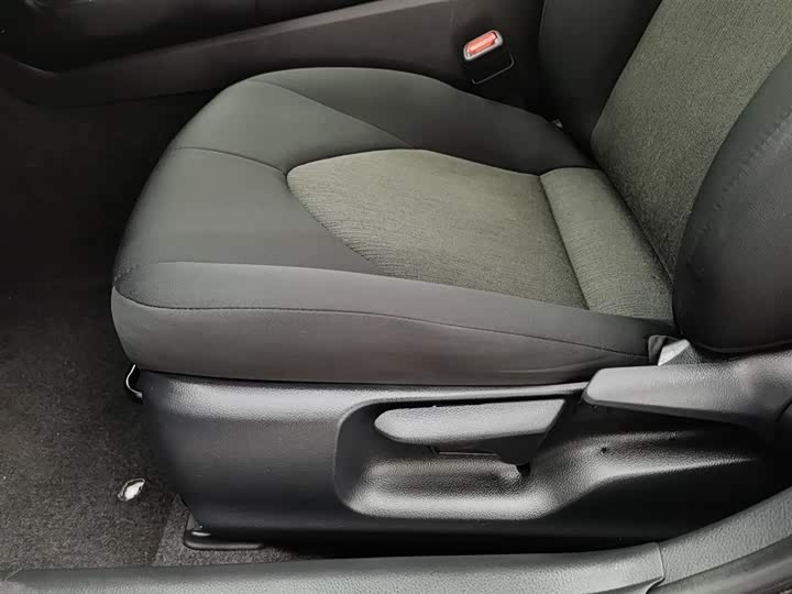 Фото 20 - Toyota Avalon