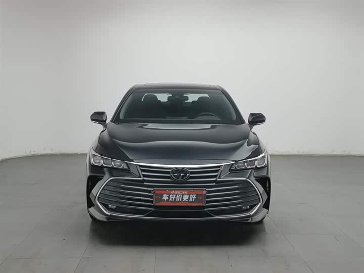 Фото 3 - Toyota Avalon