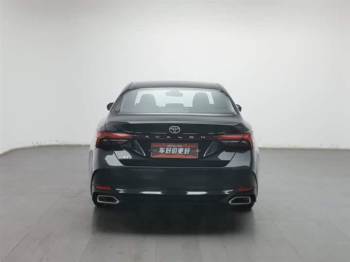 Фото 4 - Toyota Avalon