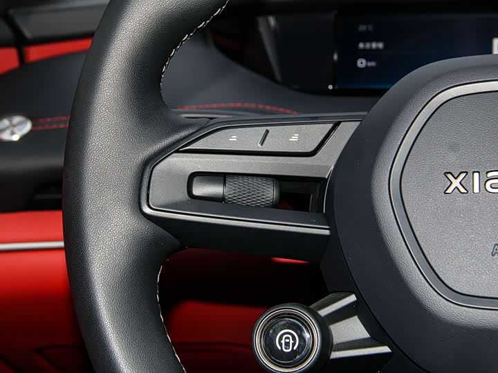 Фото 13 - Xiaomi SU7