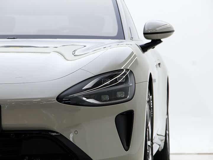 Фото 18 - Xiaomi SU7