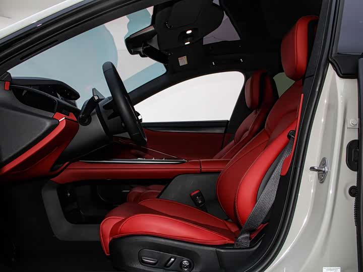 Фото 7 - Xiaomi SU7