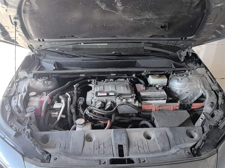 Фото 20 - Toyota bZ4X