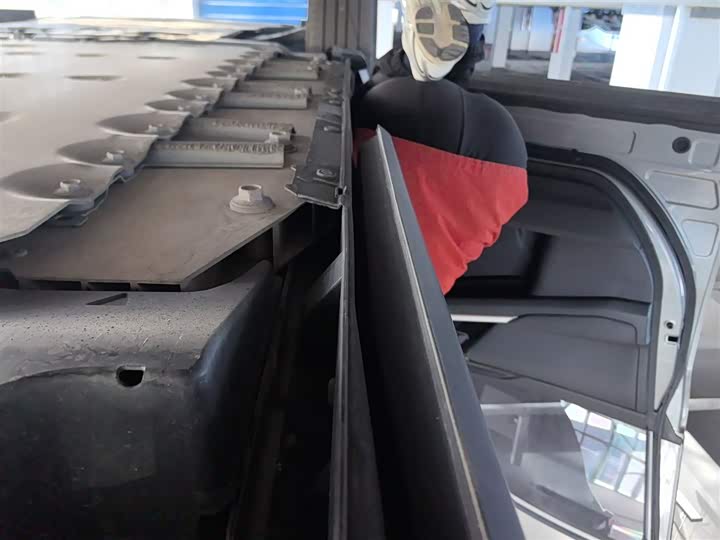 Фото 22 - Toyota bZ4X