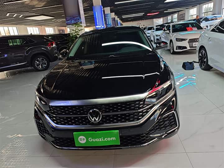 Фото 3 - Volkswagen Passat